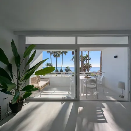 Miraflores Sunrise View 1 Bedroom Apartment. Apartment